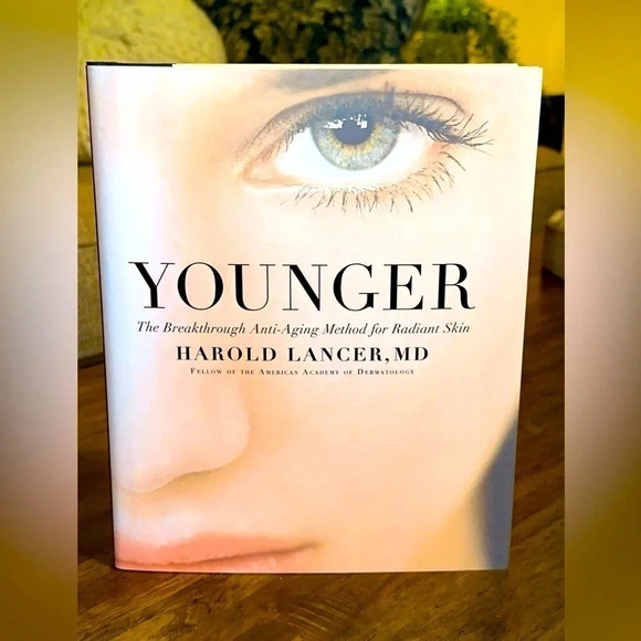 Younger The Breakthrough Anti-Aging Method For Radiant Skin Hardback Book - Picture 1 of 4